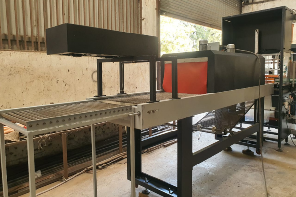 Semi Shrink Wrapping Machine